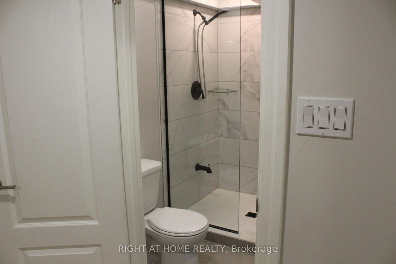 9 Farley Crescent - Photo 7 of 10
