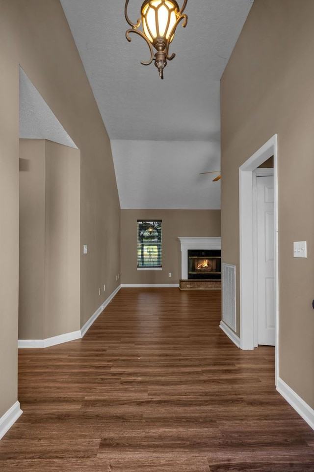 1409 Aaronwood Dr - Photo 5 of 34