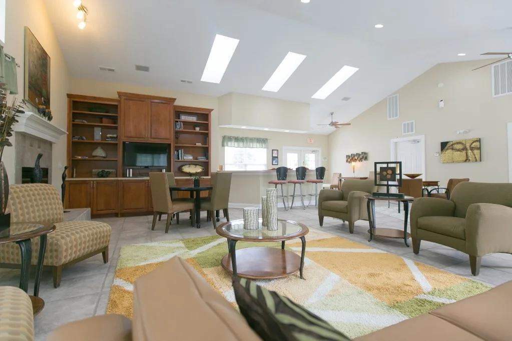 7721 Croaker Rd - Photo 4 of 23