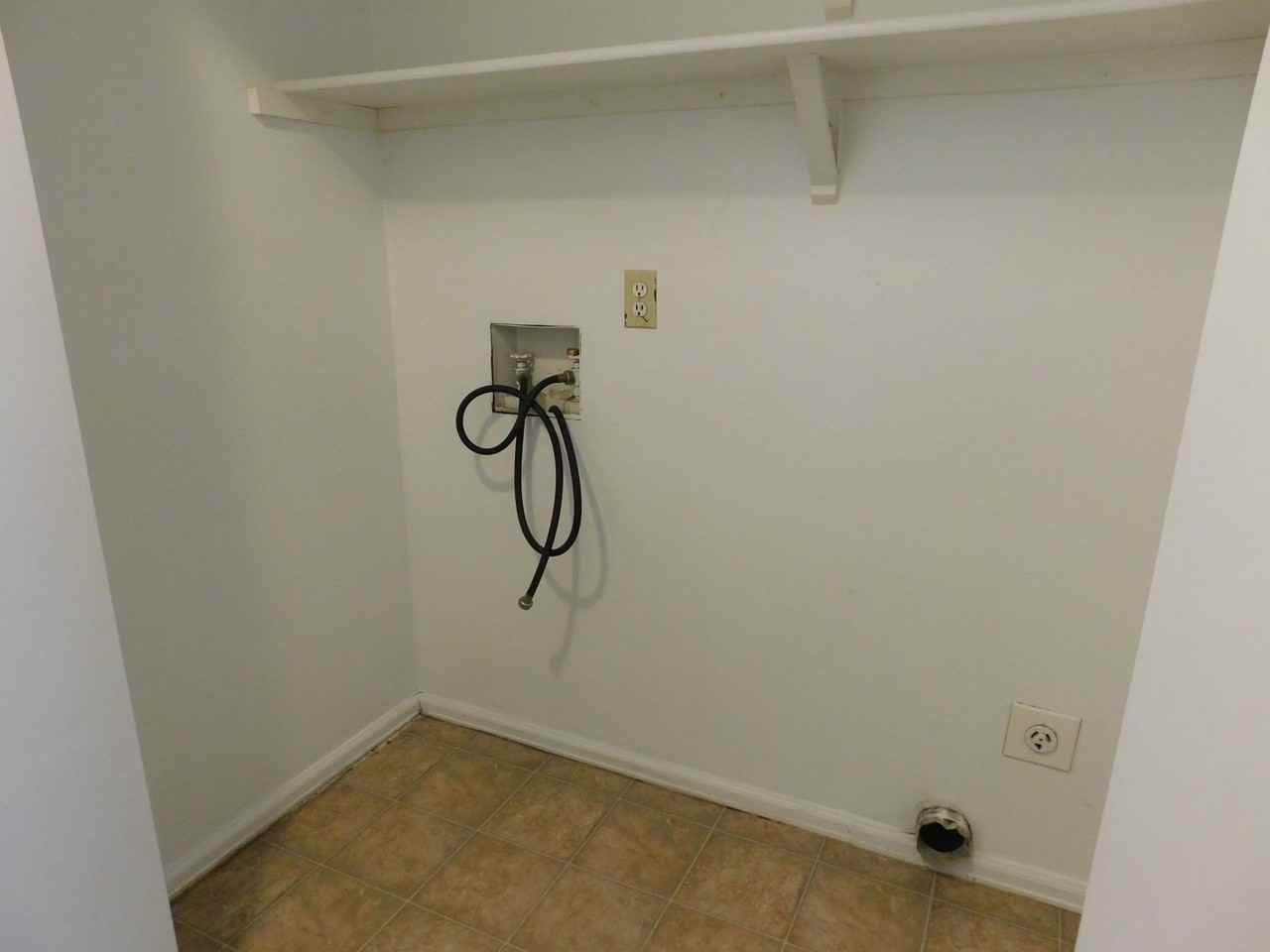 1102 E Carolina Ave #1 - Photo 6 of 14