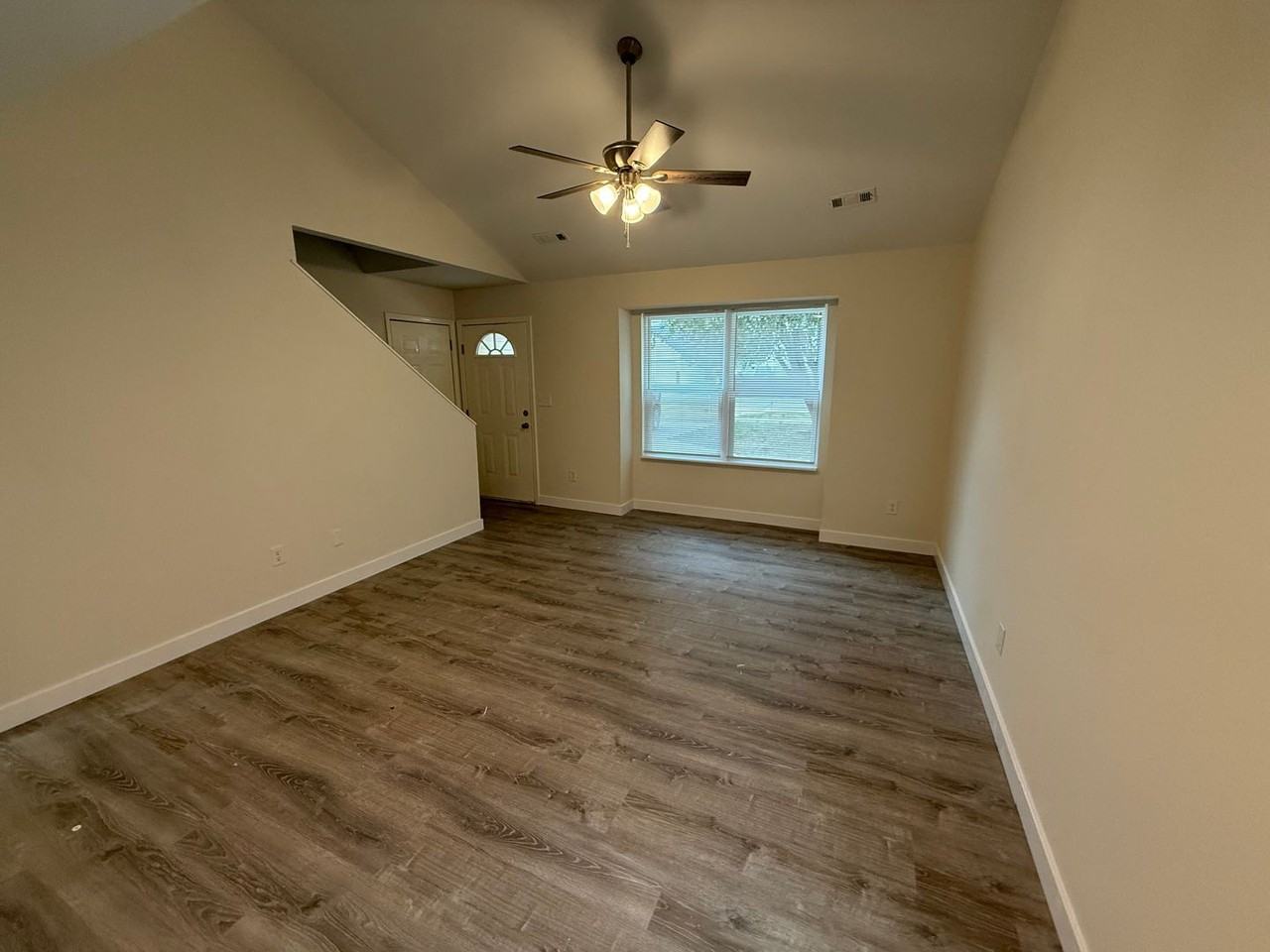 1709 Hanover Blvd - Photo 7 of 28