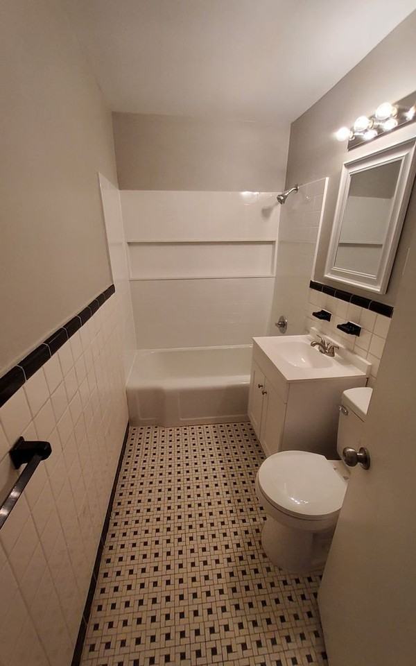 1336 Oak Ridge Dr - Photo 4 of 8