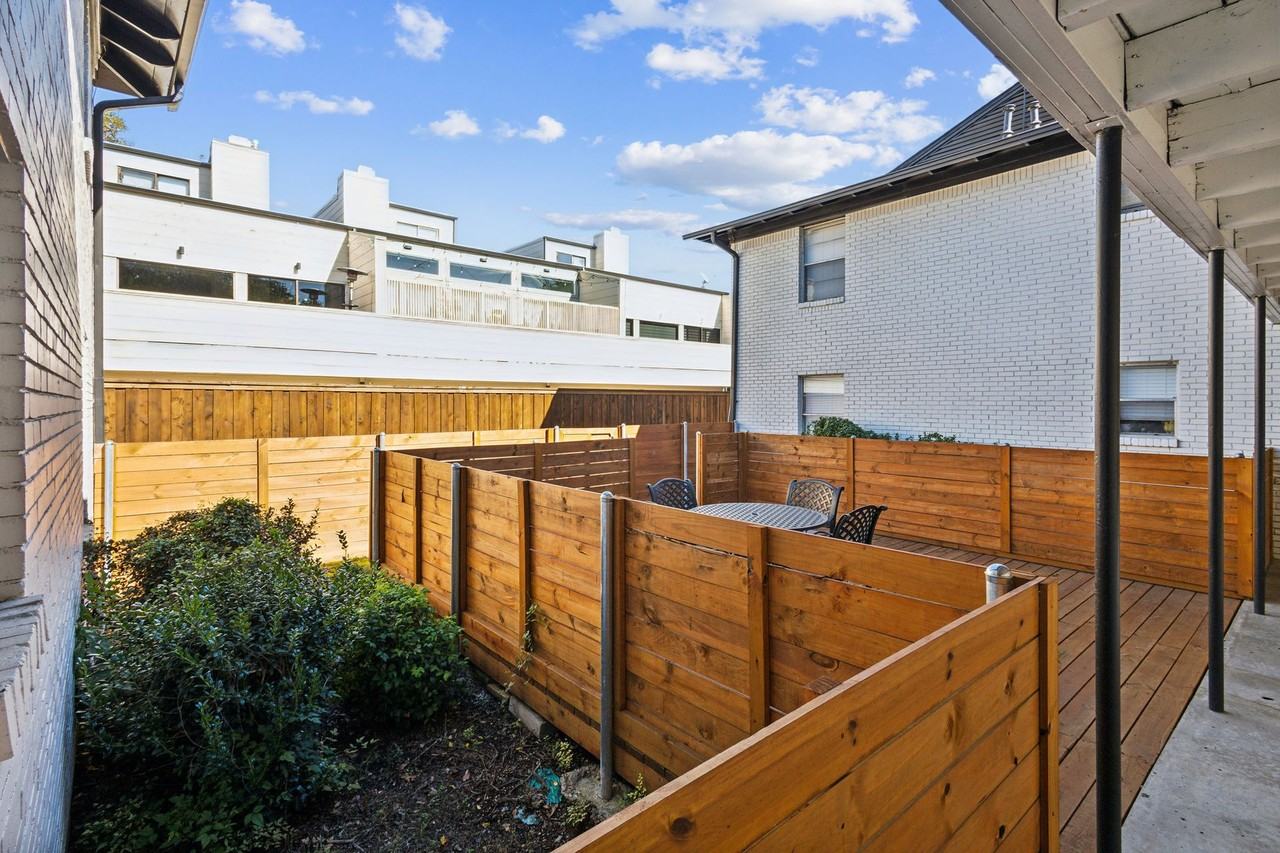 4321 Cole Ave - Photo 5 of 8