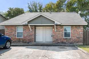 311 Kings Way Drive, Mansfield, TX 76063 - Photo 1 of 1