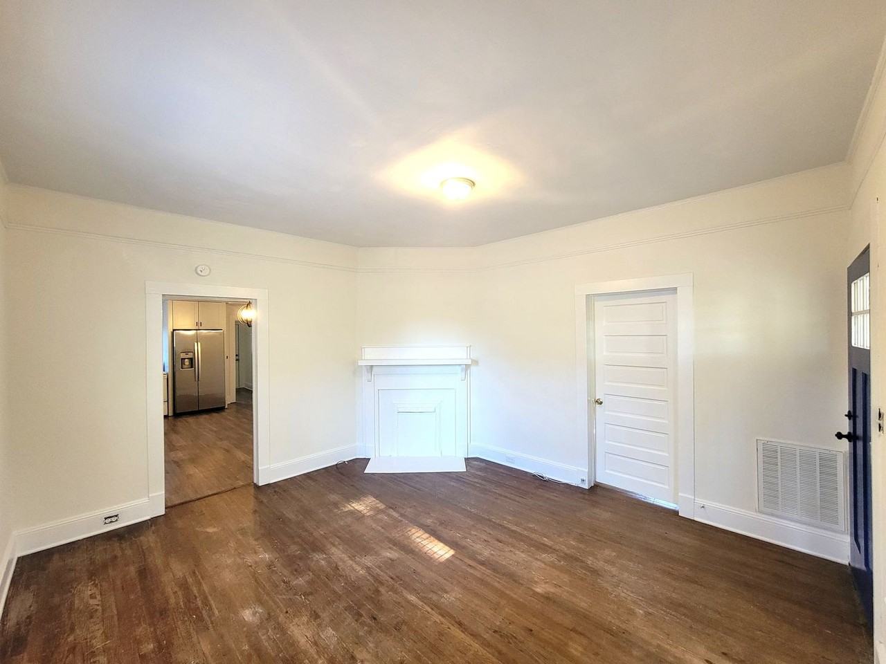 505 Ross Ave - Photo 3 of 13