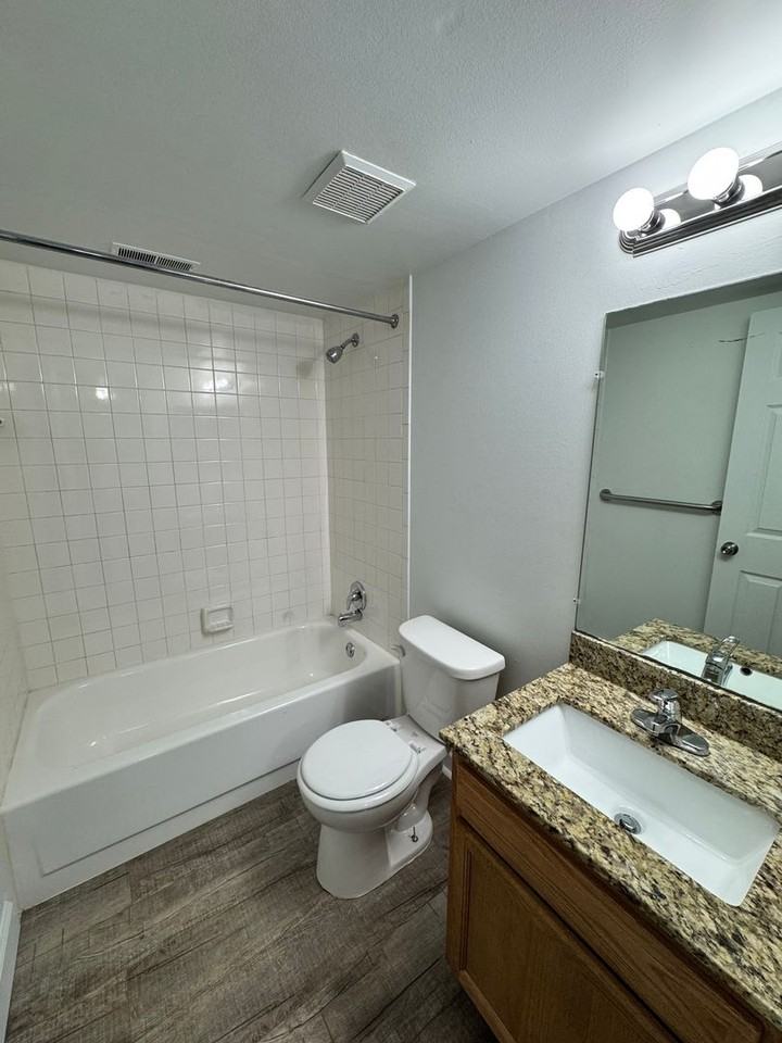 609 Flint Rd. - Photo 7 of 13