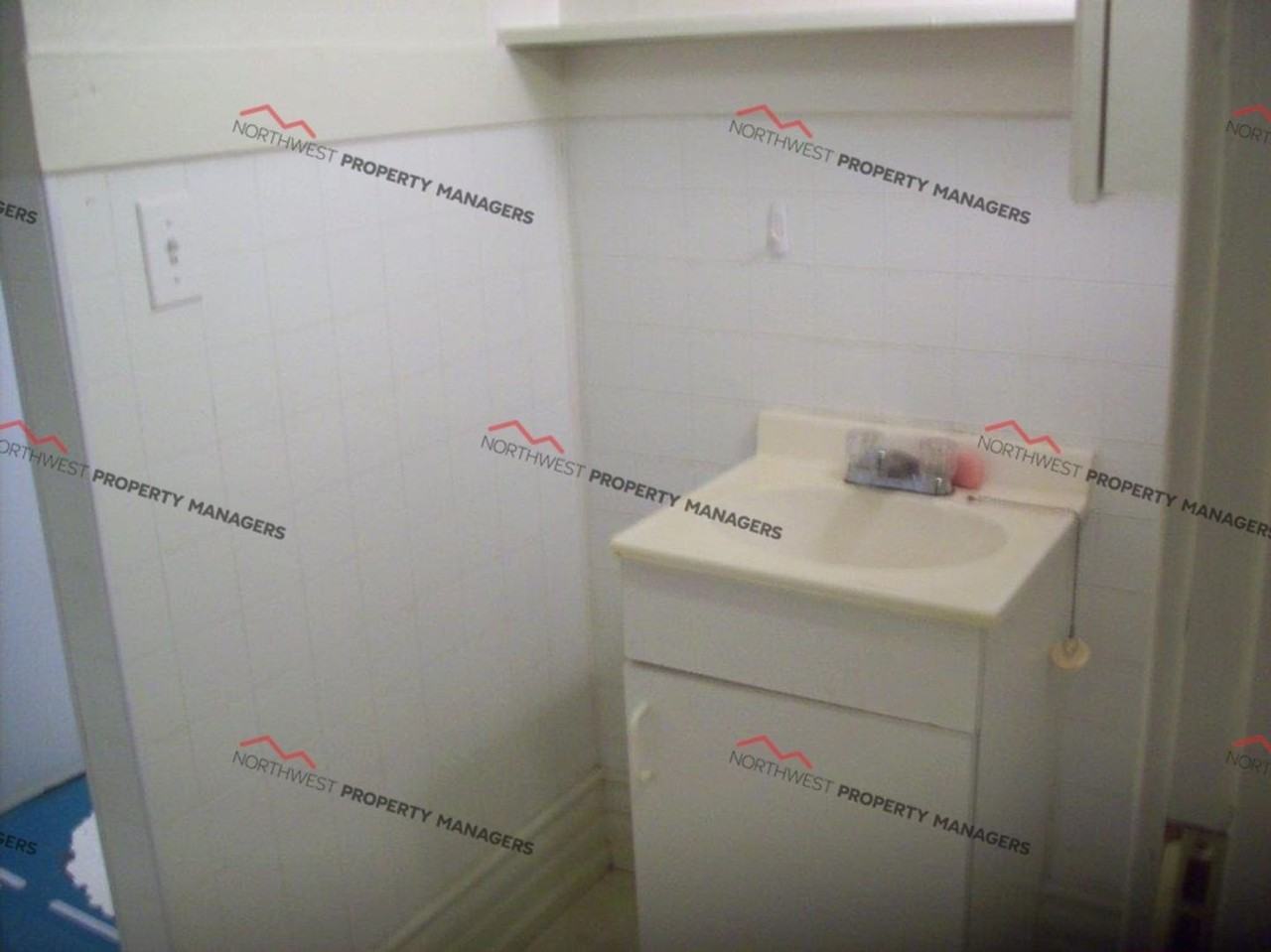 R105 - Photo 3 of 13