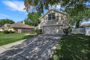 1704 Dartmoor Ln - Photo 1 of 1