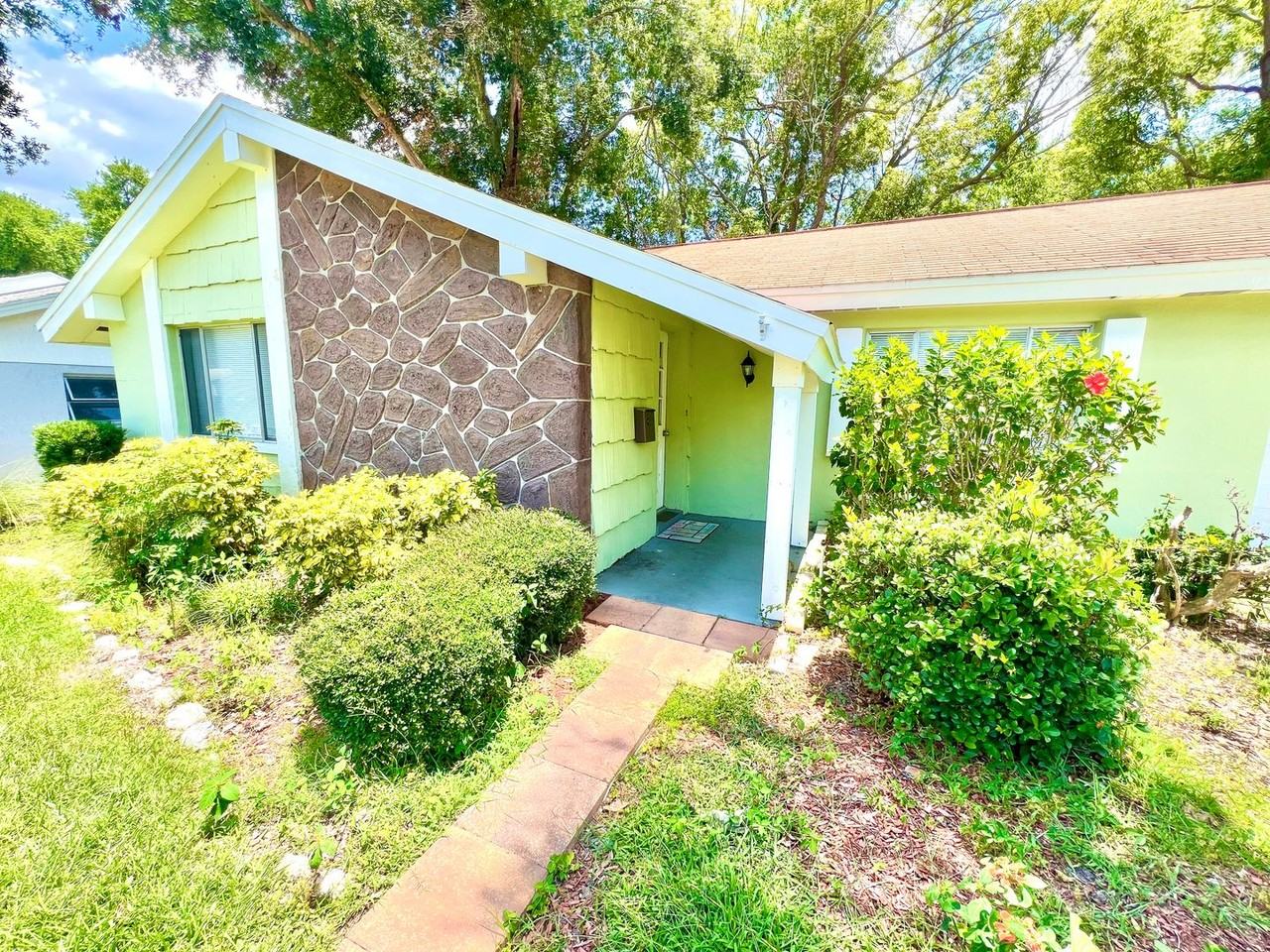 12206 Quail Run Row - Photo 2 of 23