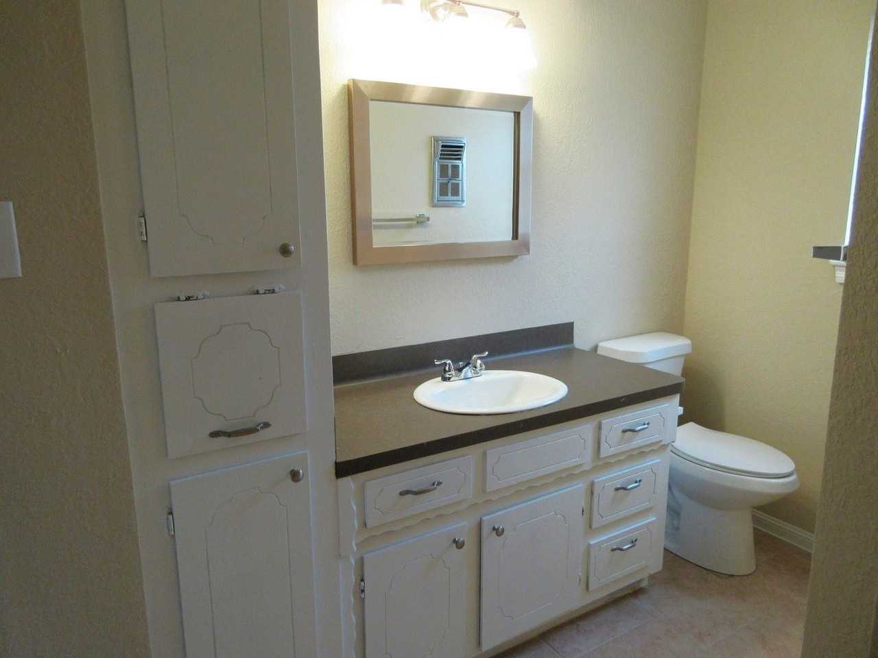 714 Cherry Valley Dr - Photo 2 of 15