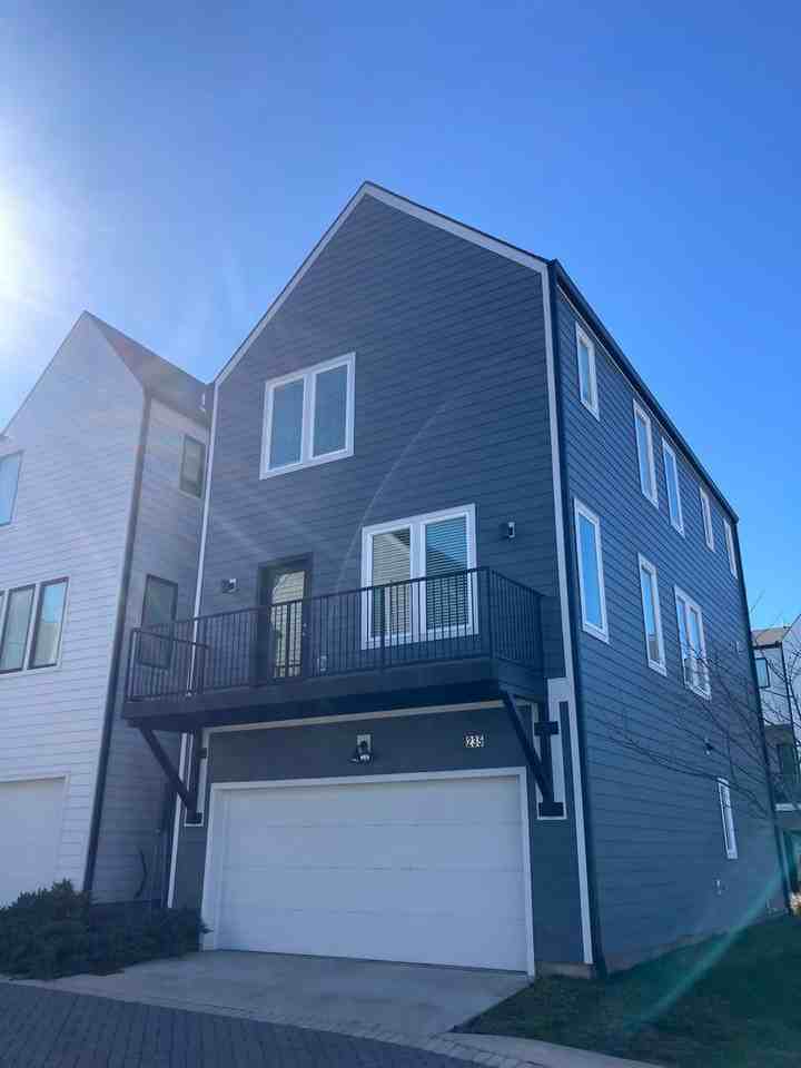 235 Sterling Street - Photo 2 of 21