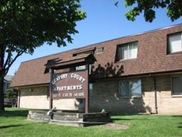 featured image of 3317 S 100th St