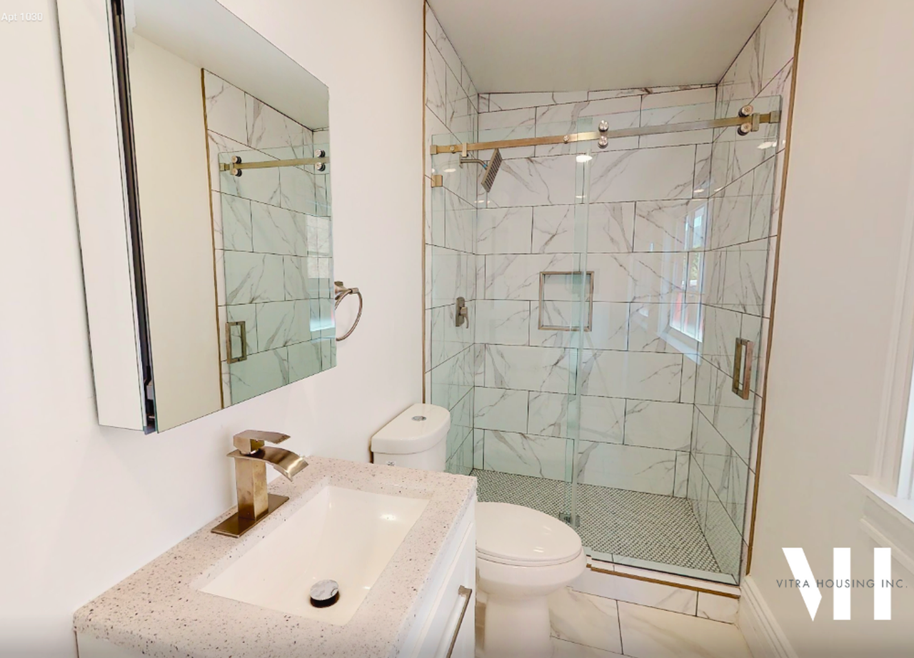 1030 West Apartments: Two, Four, & Five Bedrooms Near USC Campus! - Photo 4 of 49