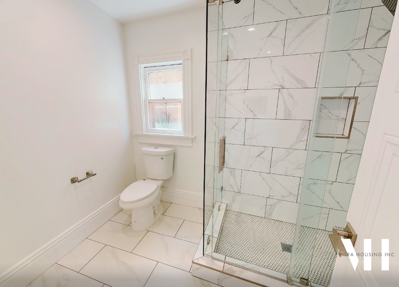 1030 West Apartments: Two, Four, & Five Bedrooms Near USC Campus! - Photo 6 of 49