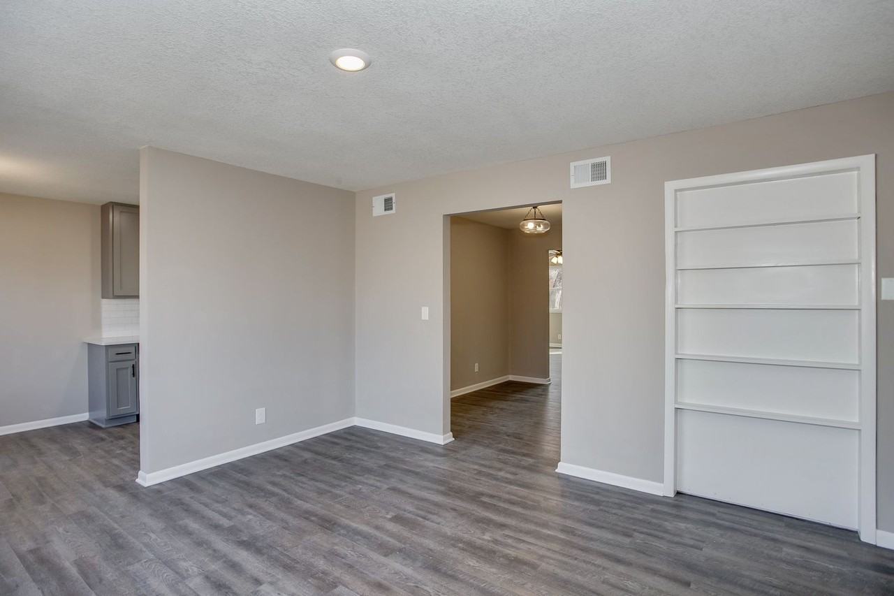 1344 South Saint Paul Street - Photo 4 of 12