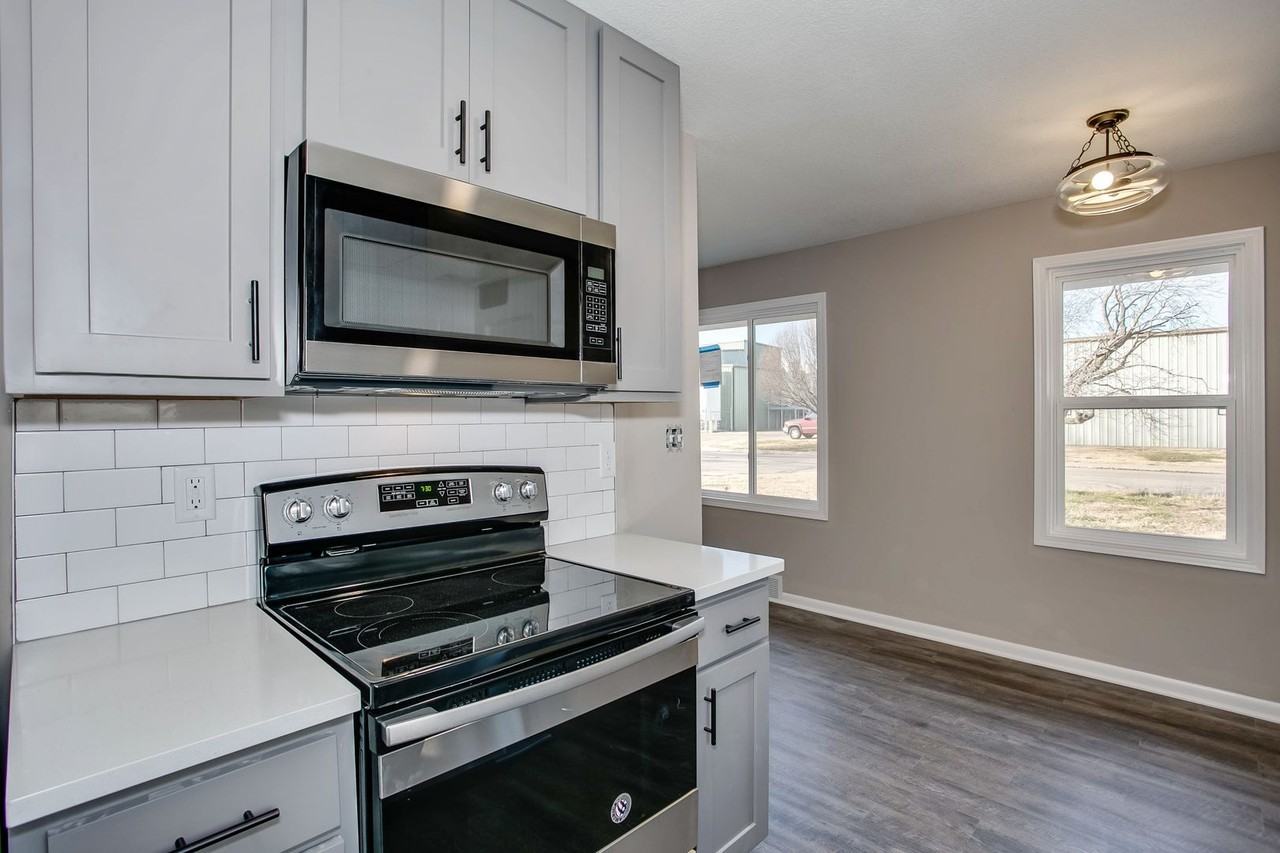 1344 South Saint Paul Street - Photo 7 of 12