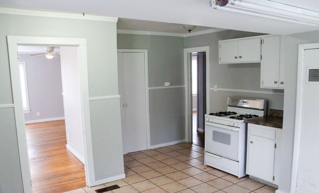 817 Maplewood Ave - Photo 4 of 7