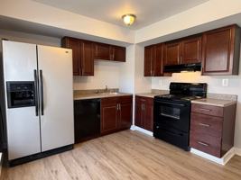 featured image of 9 Colonial Way