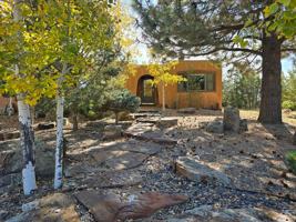 featured image of 112 Calle Palomita