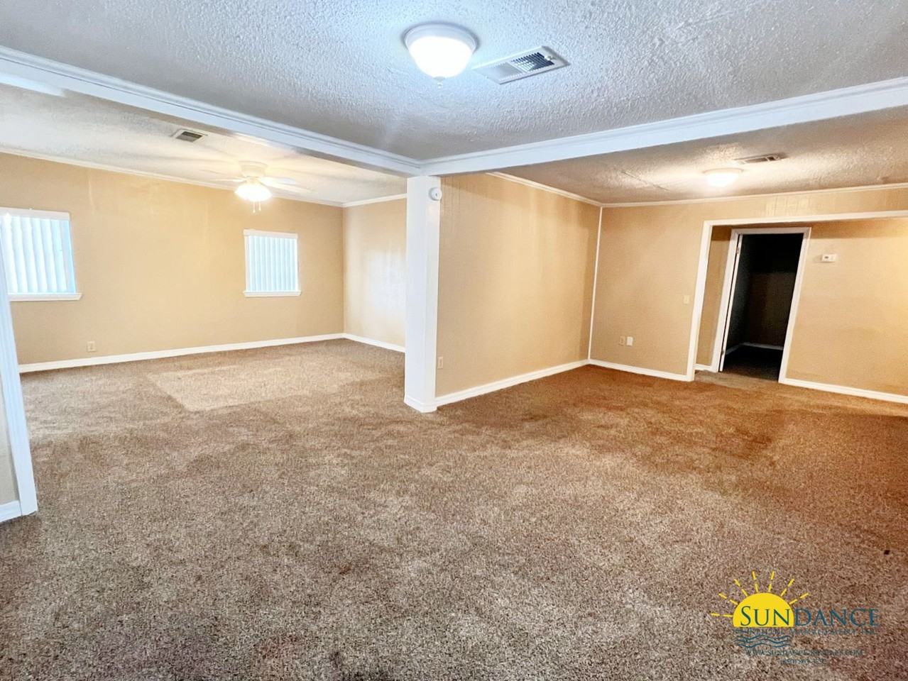 375 Iowa St - Photo 2 of 14