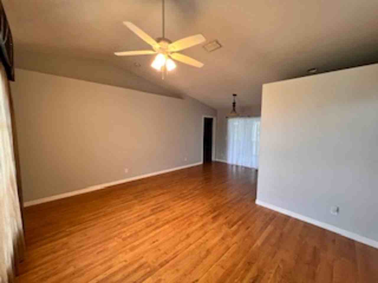 25680 Deep Creek Blvd - Photo 7 of 39