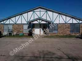 featured image of 3266 Matthews Dr