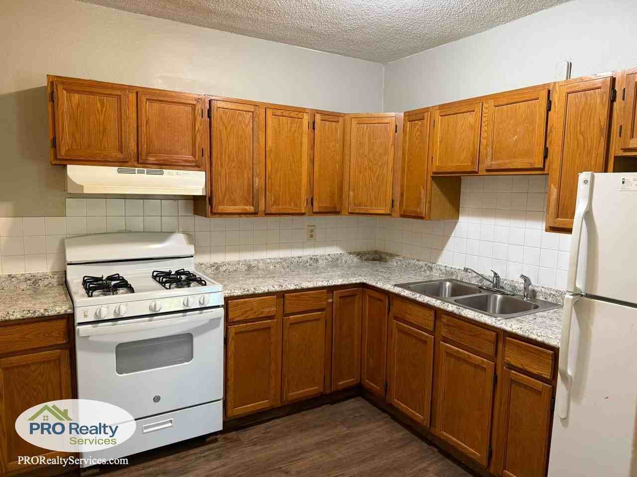 100 East 36th Street - Photo 7 of 31