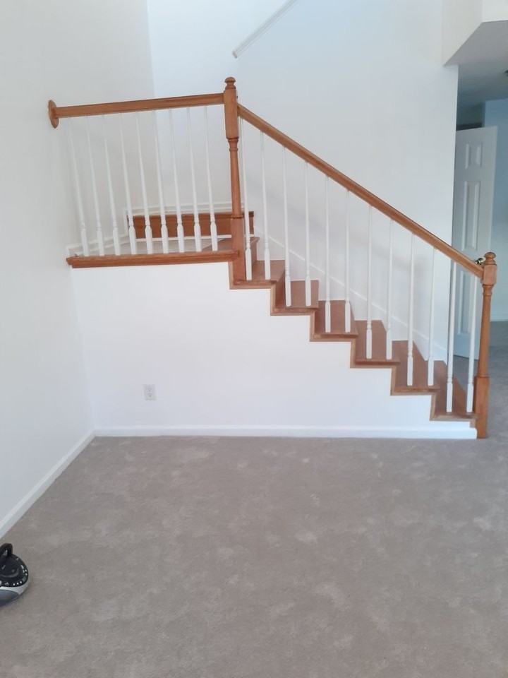 610 Goodale Lane - Photo 3 of 37