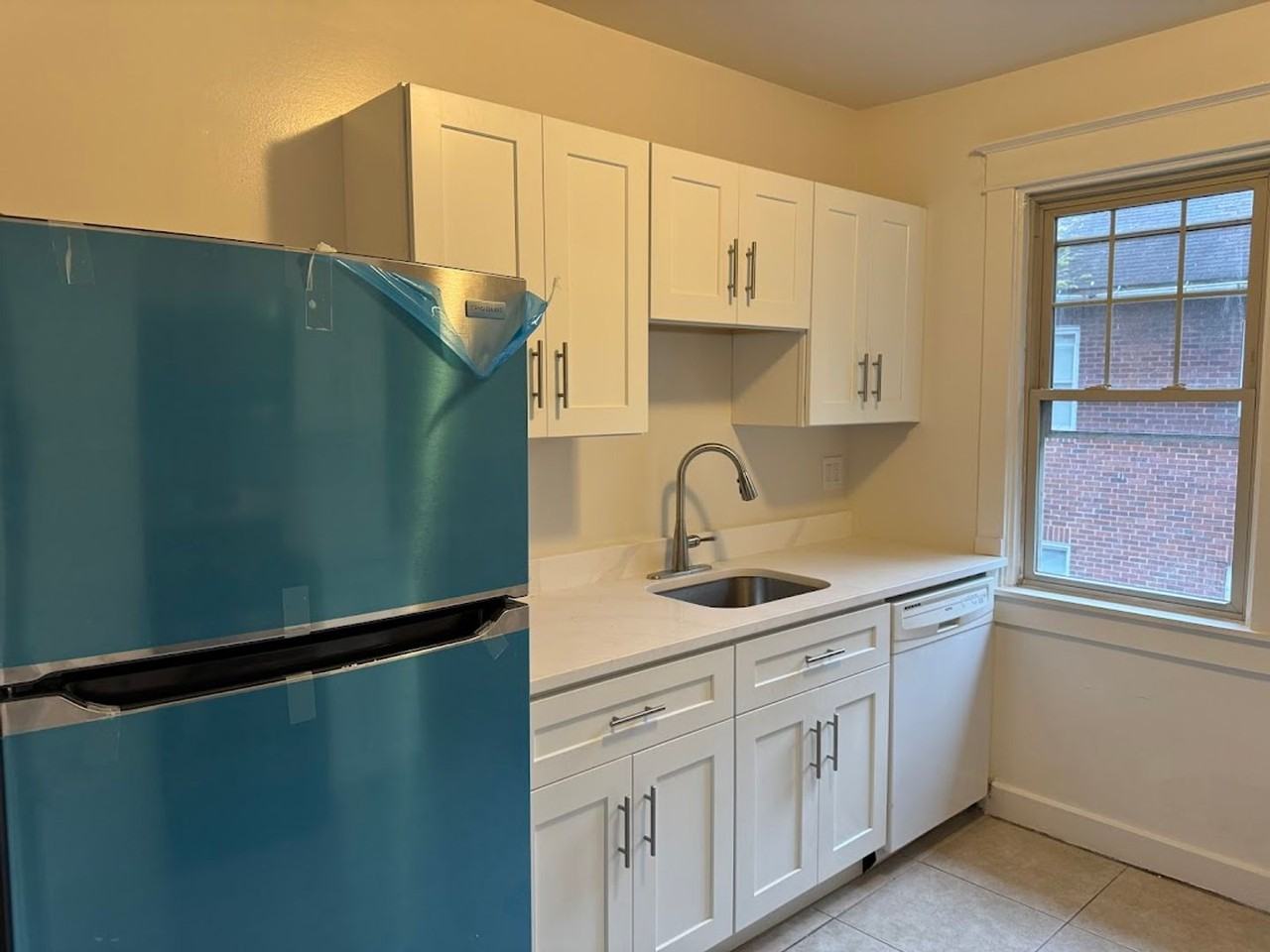 5716 Beacon Street - Photo 2 of 35