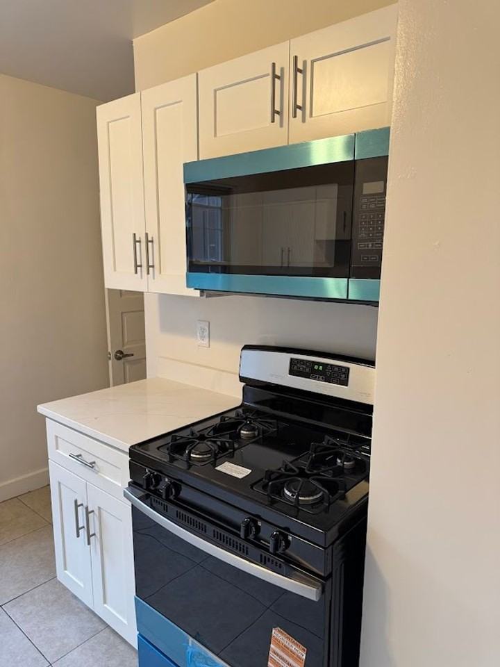 5716 Beacon Street - Photo 3 of 35