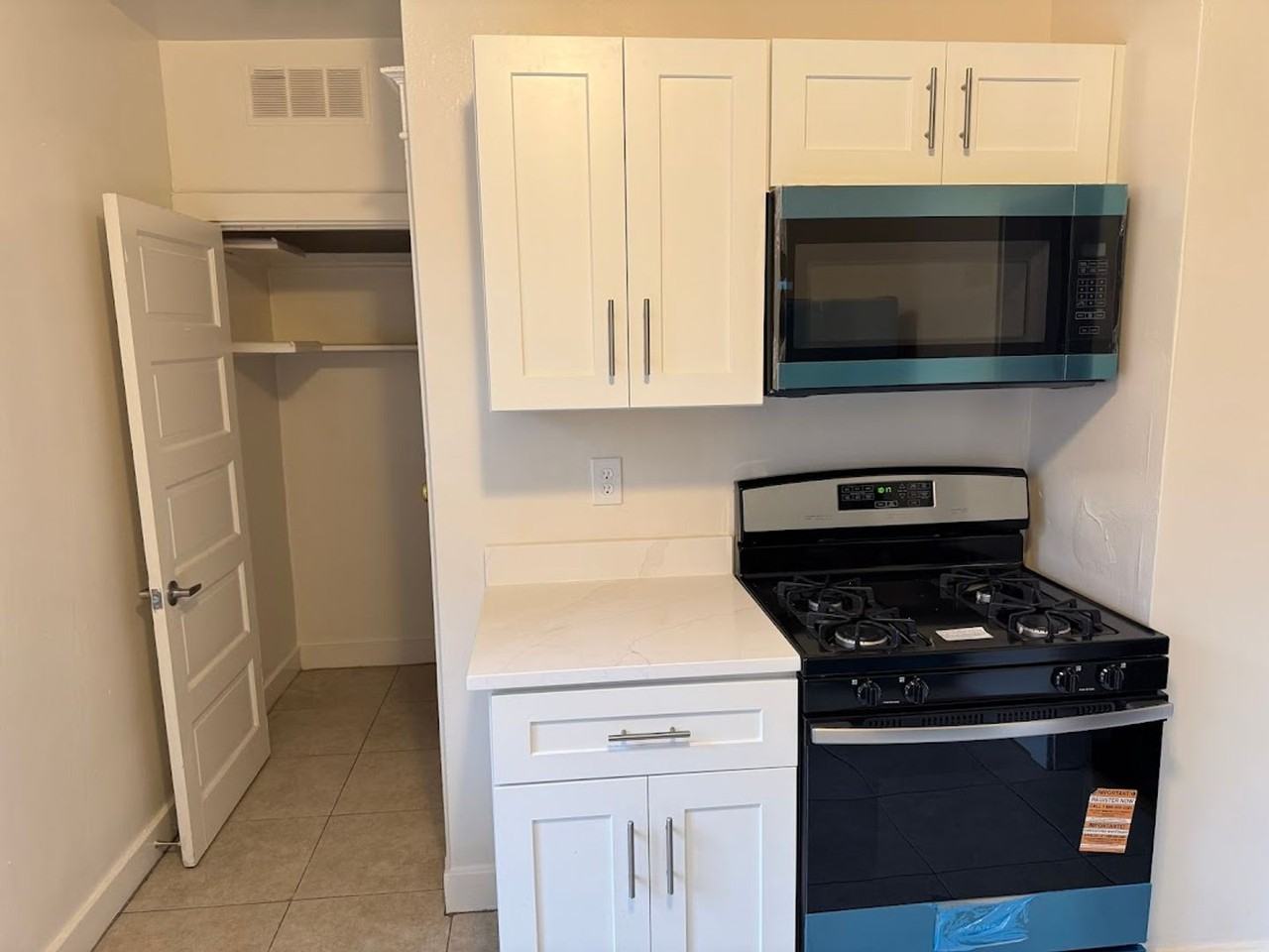 5716 Beacon Street - Photo 6 of 35