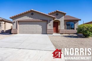 2362 N Greenbrier Ln - Photo 1 of 1