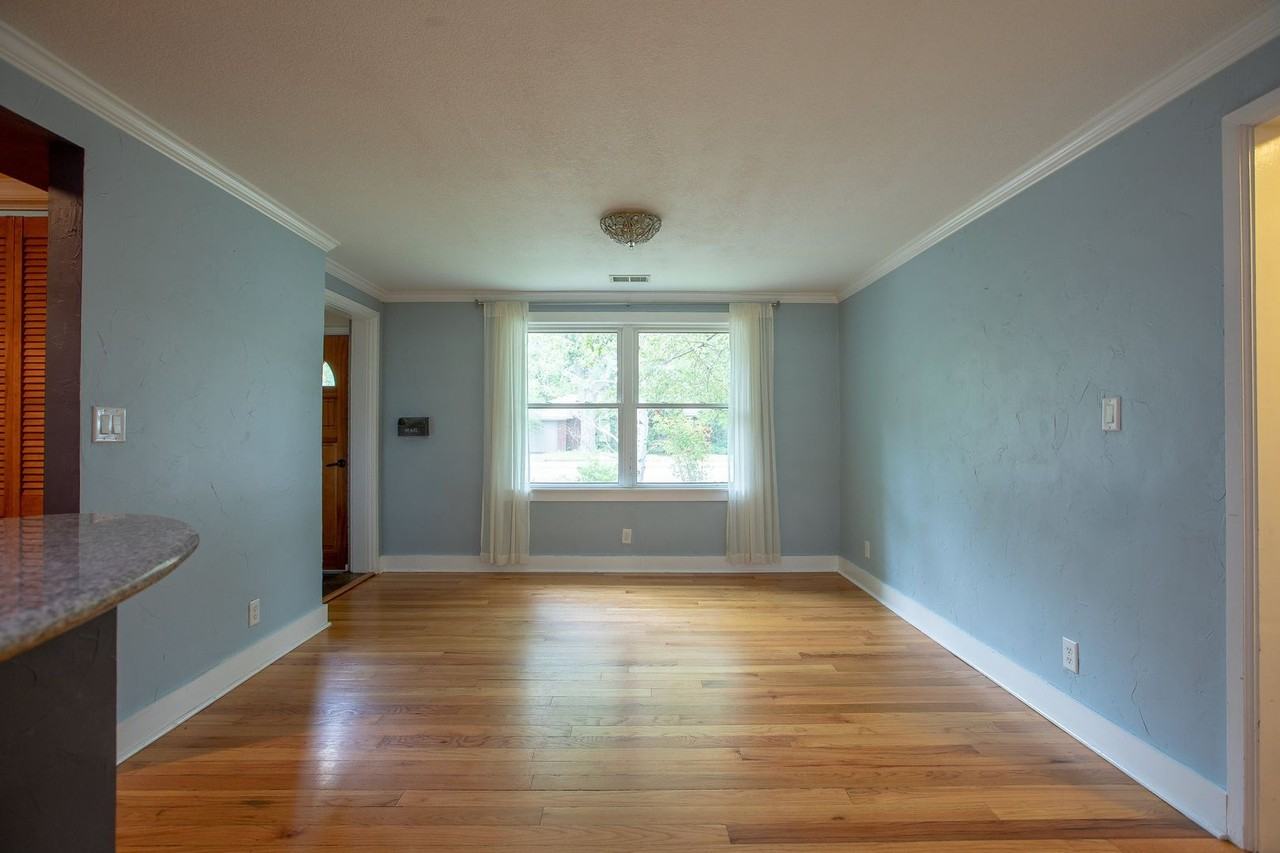 80 Circle Drive - Photo 7 of 42