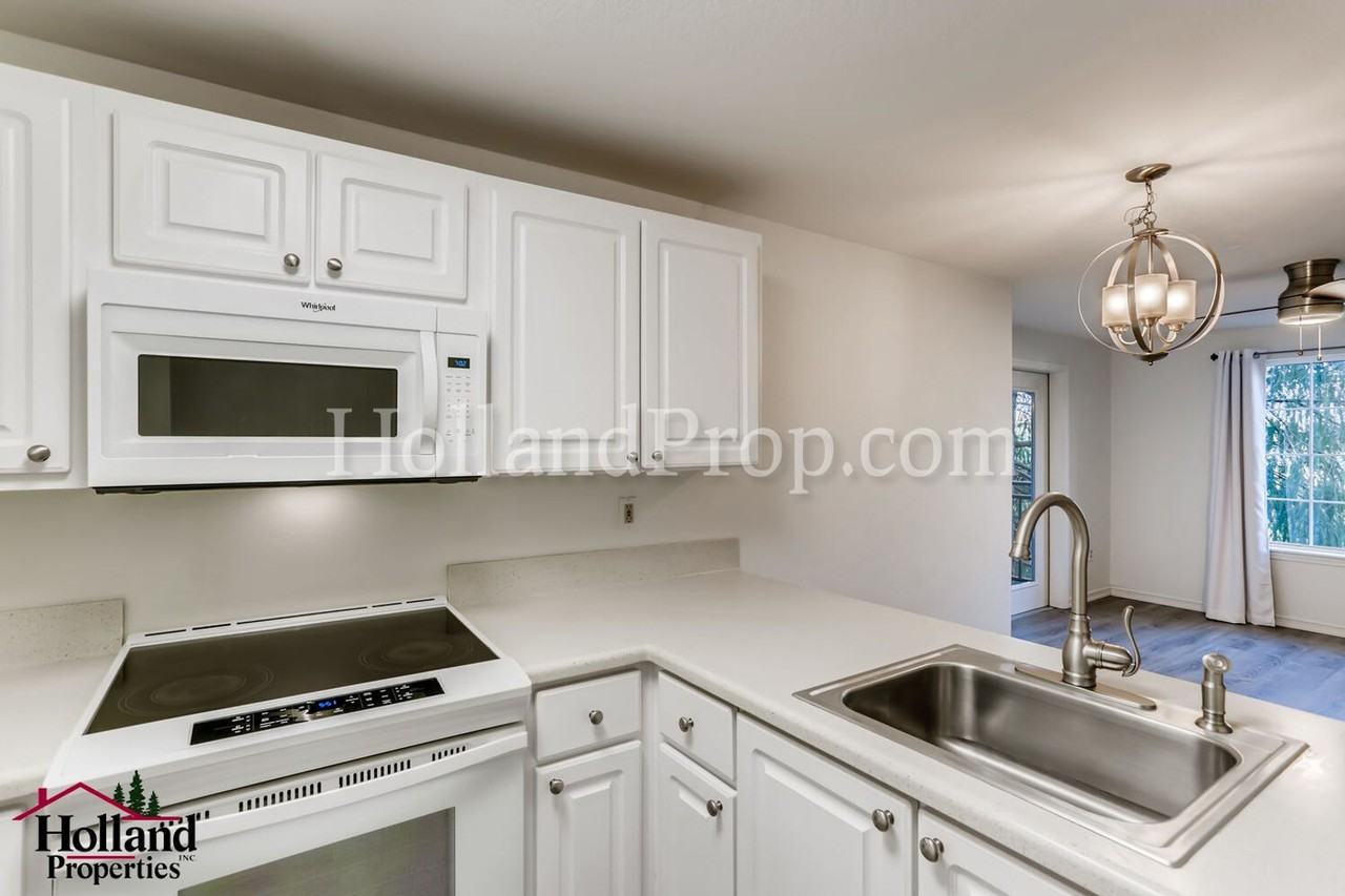 17602 Northwest Springville Road - Photo 6 of 24