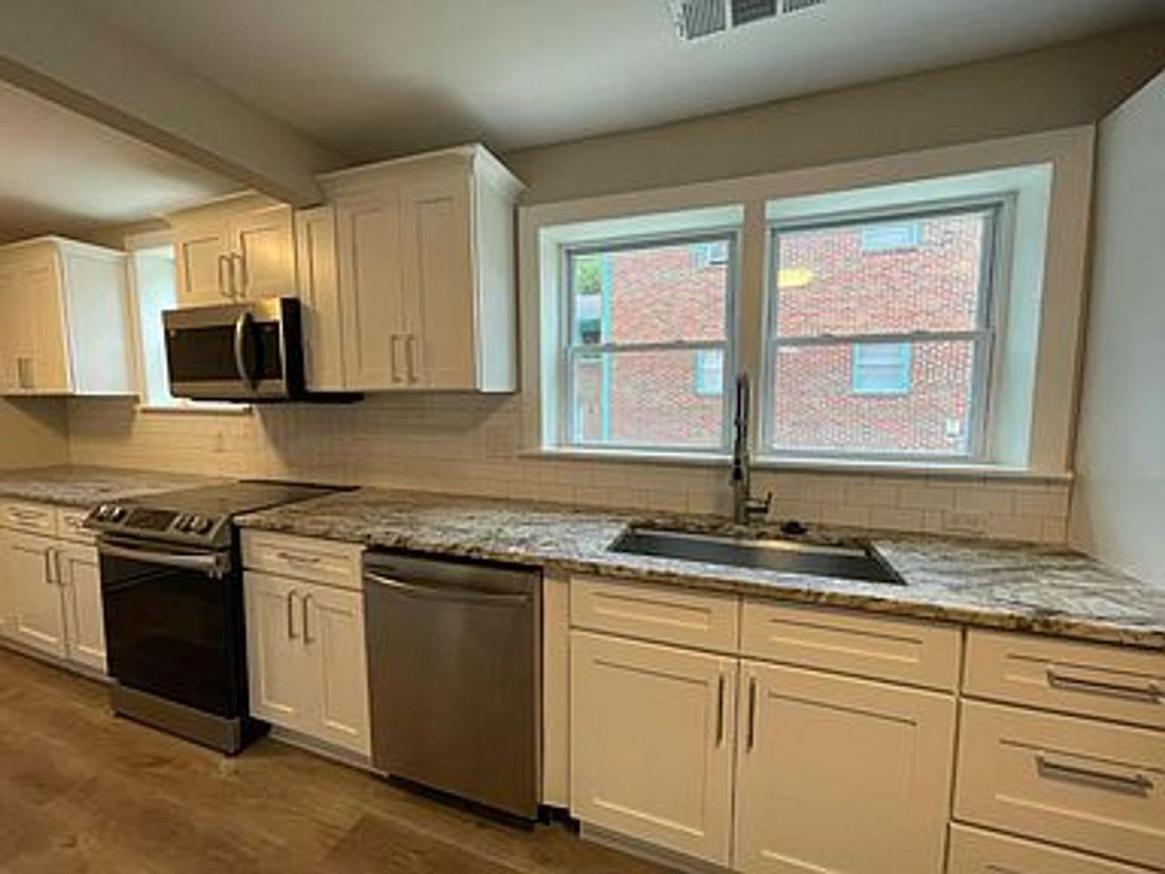 1436 Sharon St Nw - Photo 2 of 13