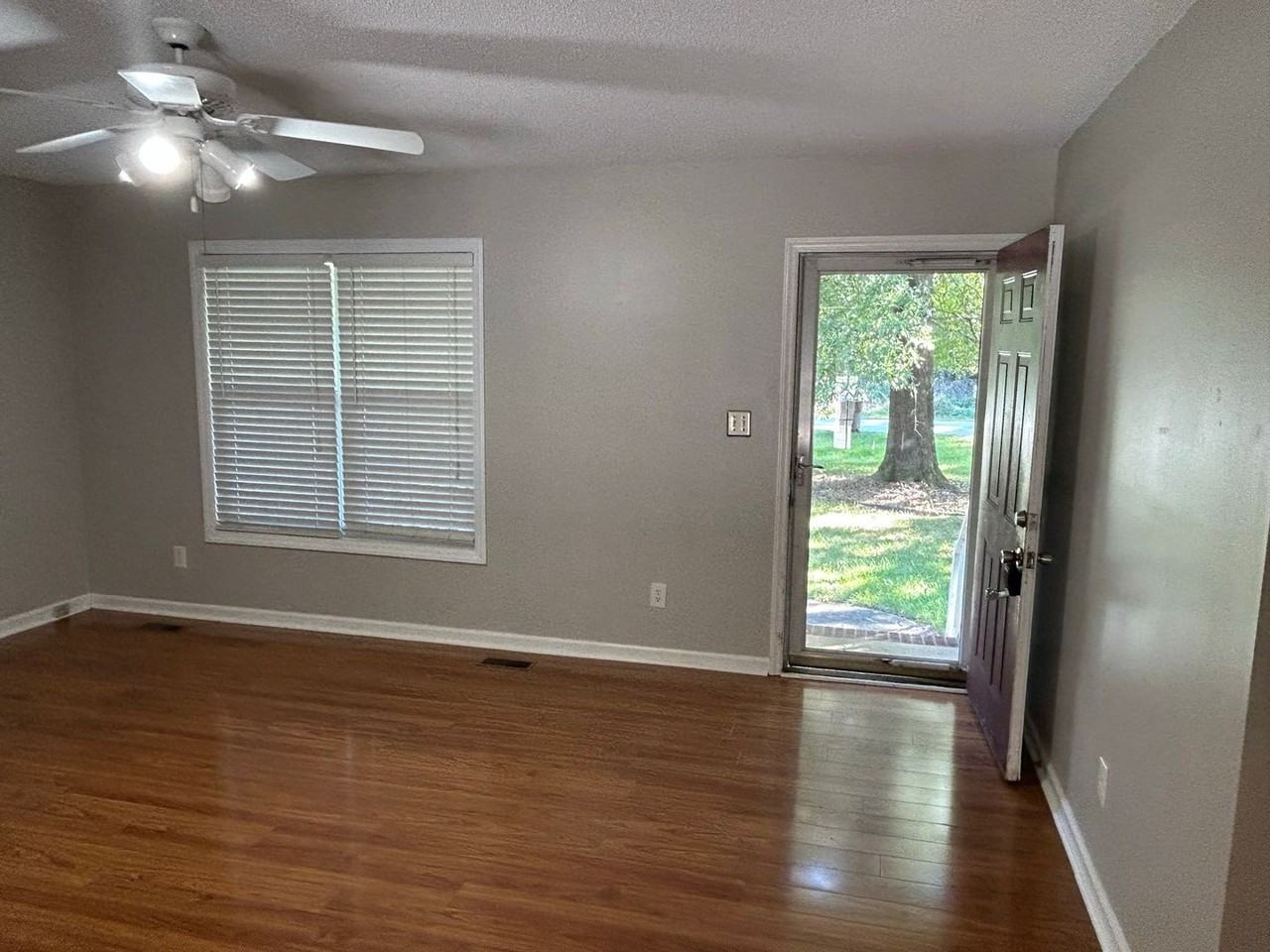 5710 Country Lane - Photo 3 of 19