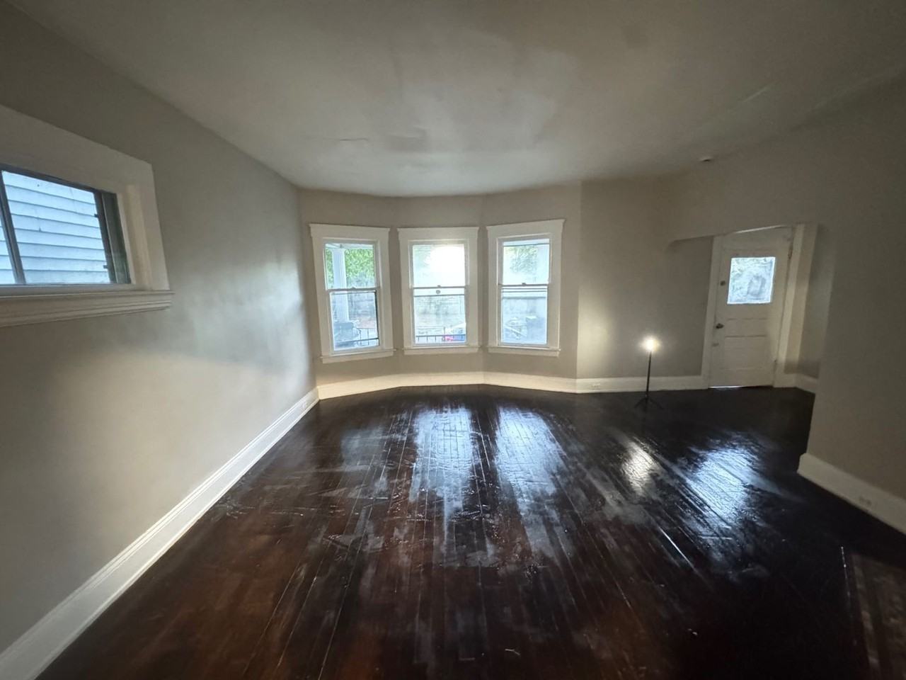 7529 Spafford Rd - Photo 6 of 22