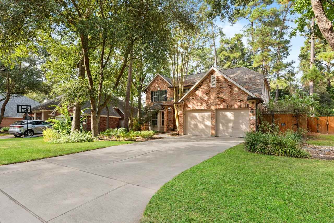 18 Valley Mead Pl - Photo 2 of 50