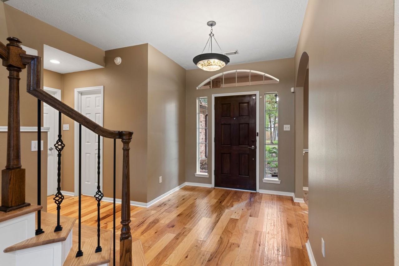 18 Valley Mead Pl - Photo 5 of 50