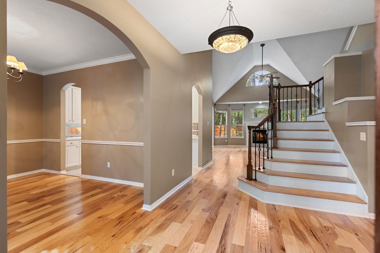 18 Valley Mead Pl - Photo 6 of 50