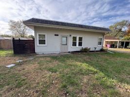 featured image of 711 8th St