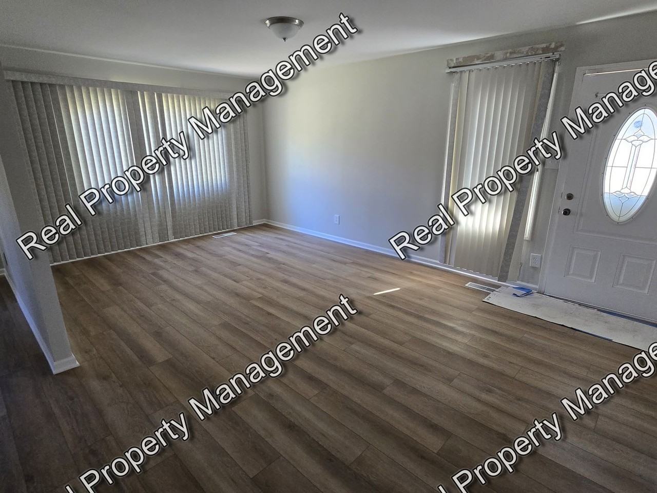 6312 New Hampshire Ave - Photo 2 of 14
