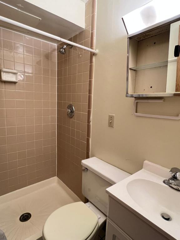 126 W 9th Ave - Photo 5 of 30