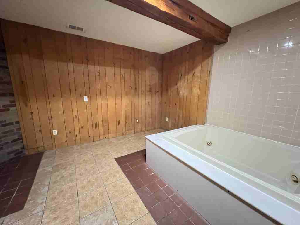 126 W 9th Ave - Photo 6 of 30