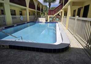 216 Glenview Blvd - Photo 1 of 1