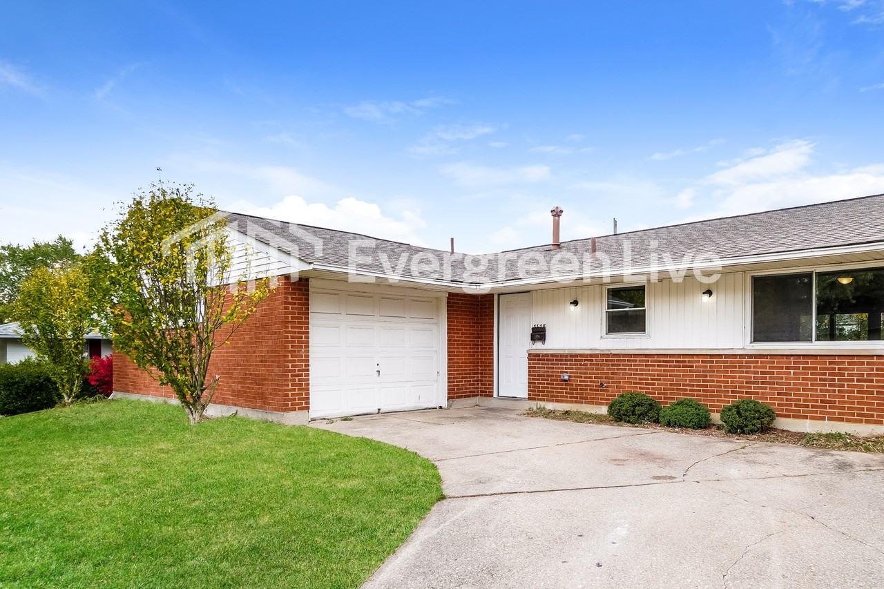 3678 Panama Dr - Photo 3 of 16