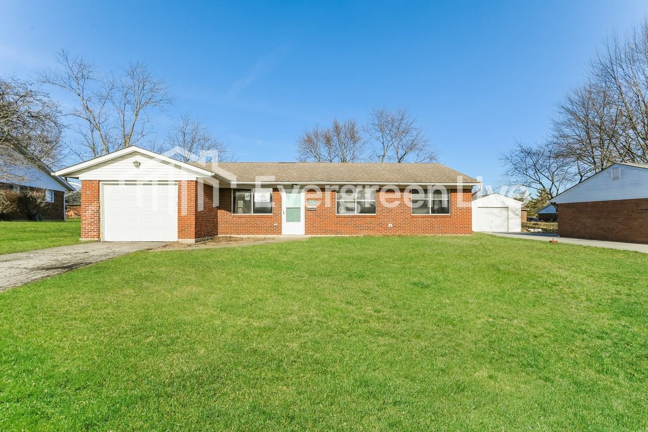 868 Liverpool Pl - Photo 2 of 16