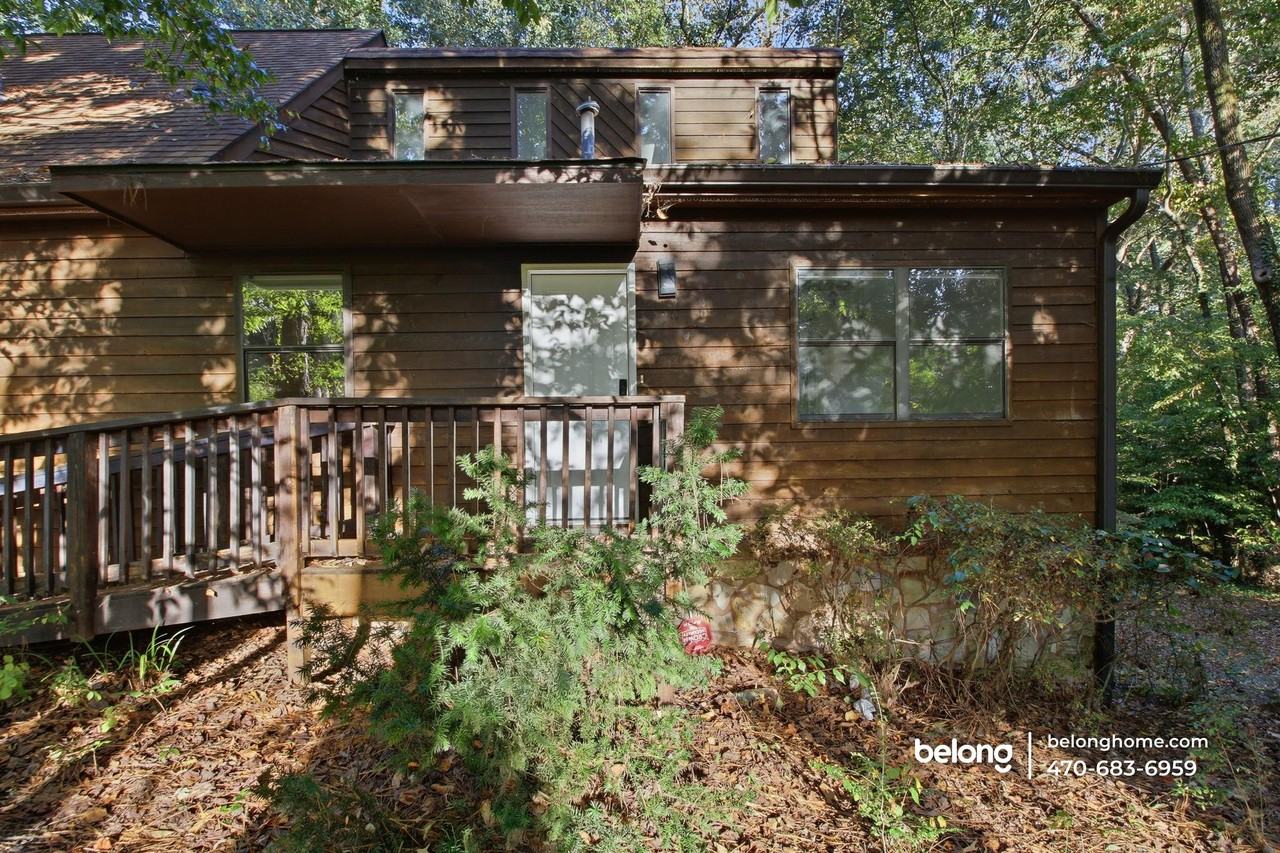 2459 Clairmont Road Northeast - Photo 2 of 21