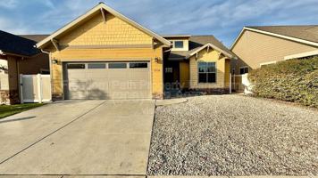 featured image of 1516 River Rock Rd