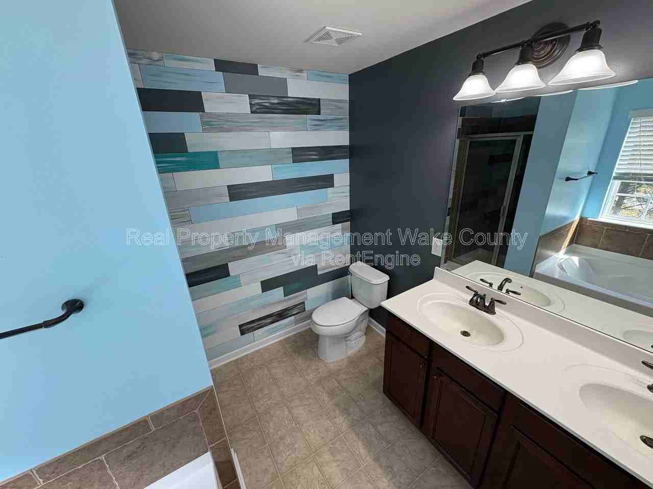 2421 Girvan Drive - Photo 6 of 42